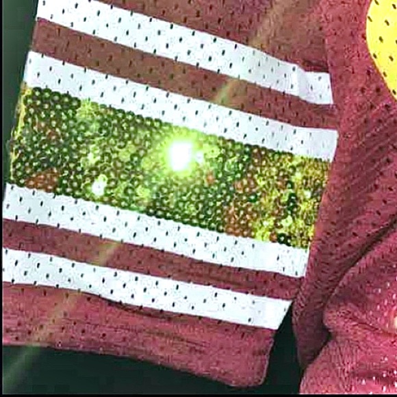 PINK! - CYCLONES - Picture 3 of 3